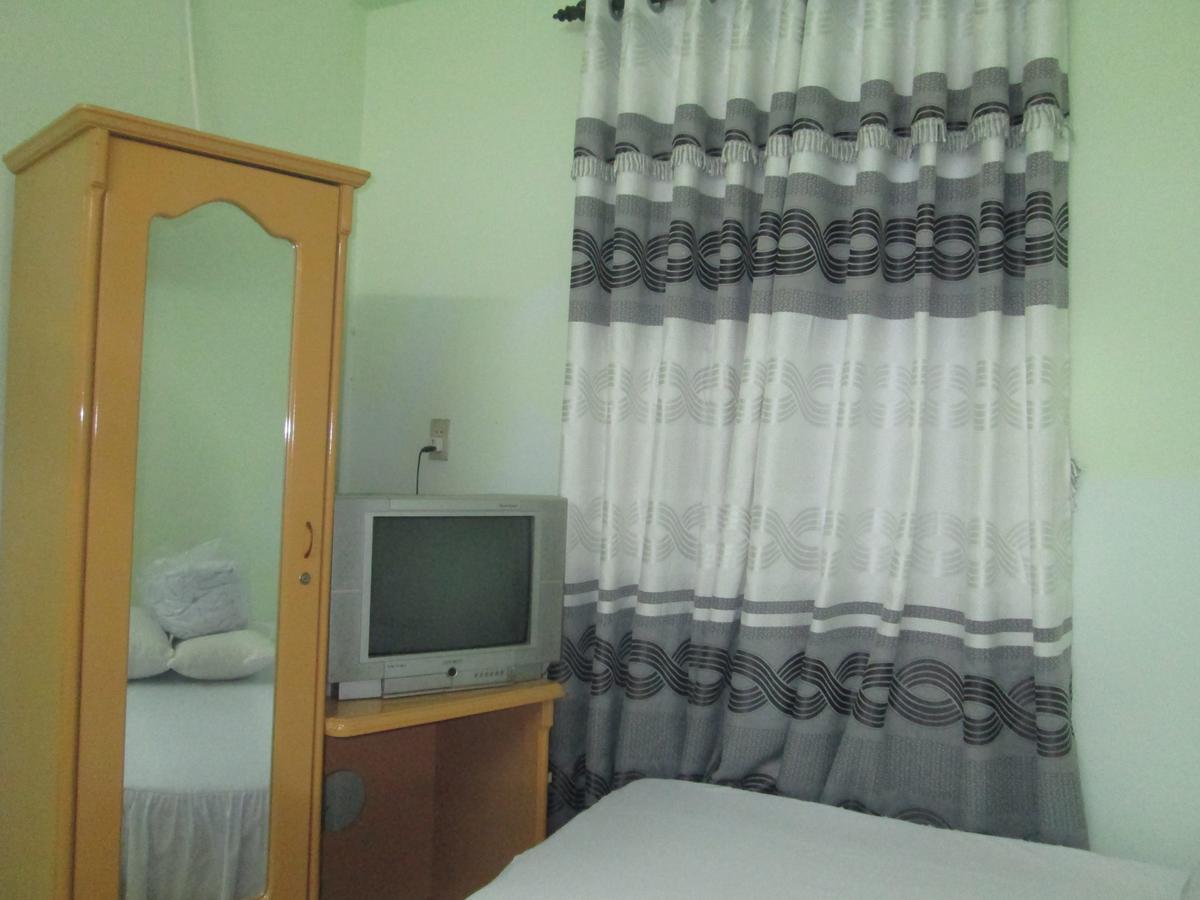 Queen Homestay Hue Buitenkant foto