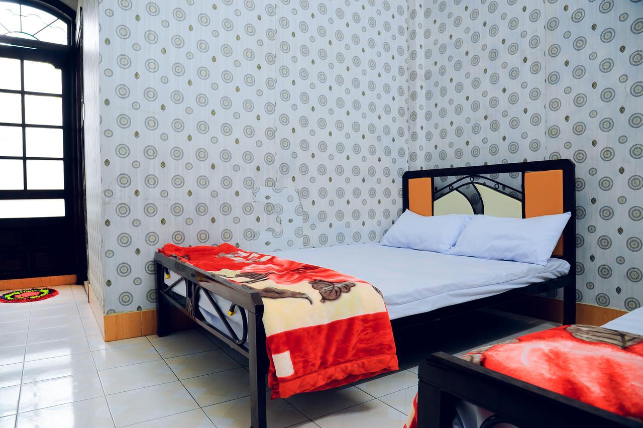 Queen Homestay Hue Buitenkant foto