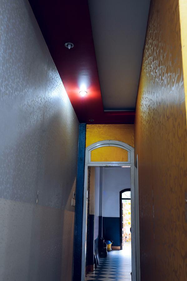 Queen Homestay Hue Buitenkant foto